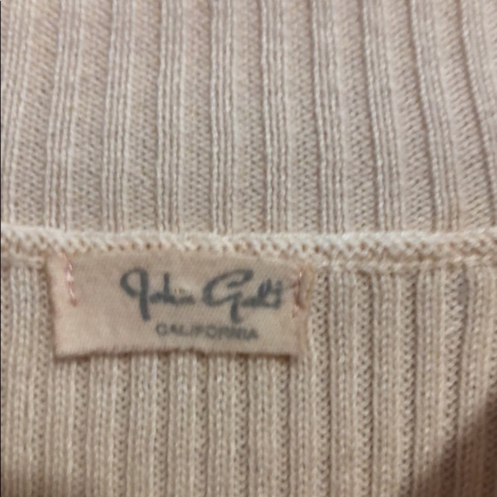 brandy melvillle light pink mod turtle neck top